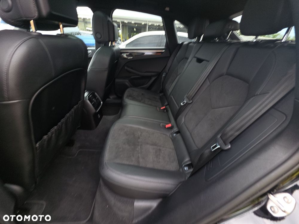 Porsche Macan - 11