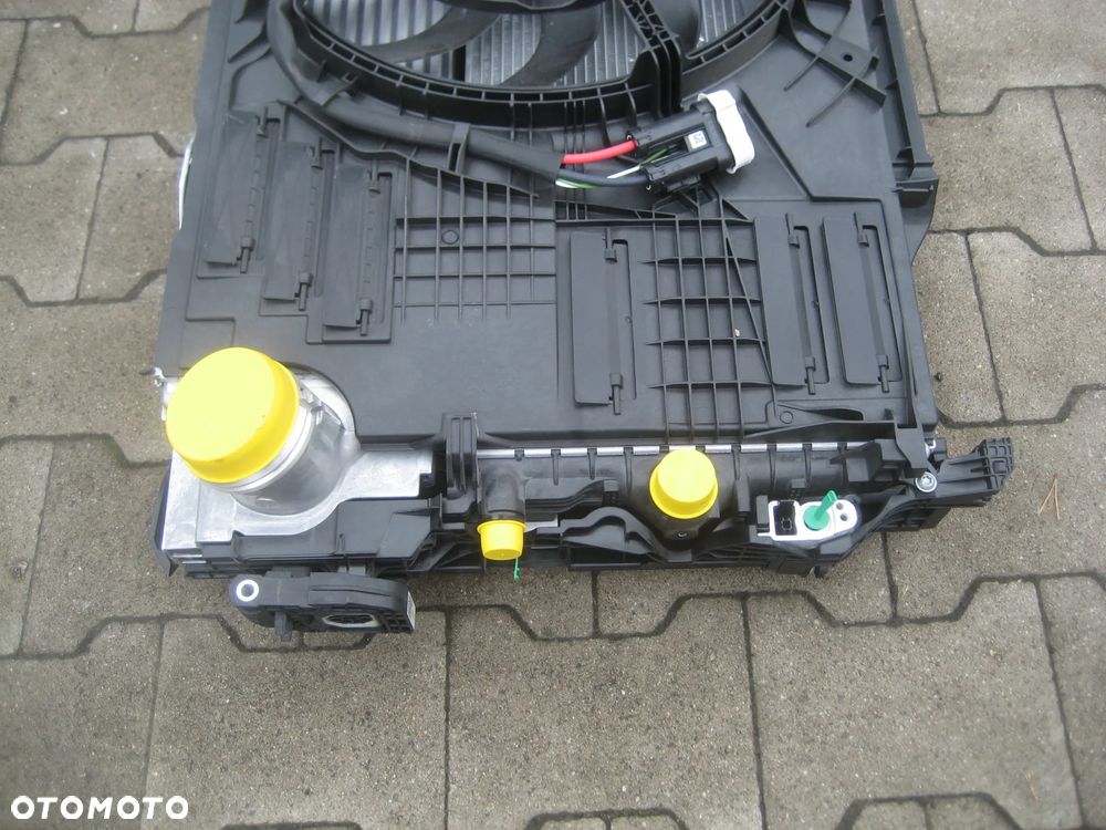 bmw 2 u06 x1 u11 f70 mini f65 22-26r benzyna chłodnica wody wentylator 5a7ee95 1999 5yy1380b 4a10605 wersja usa - 8