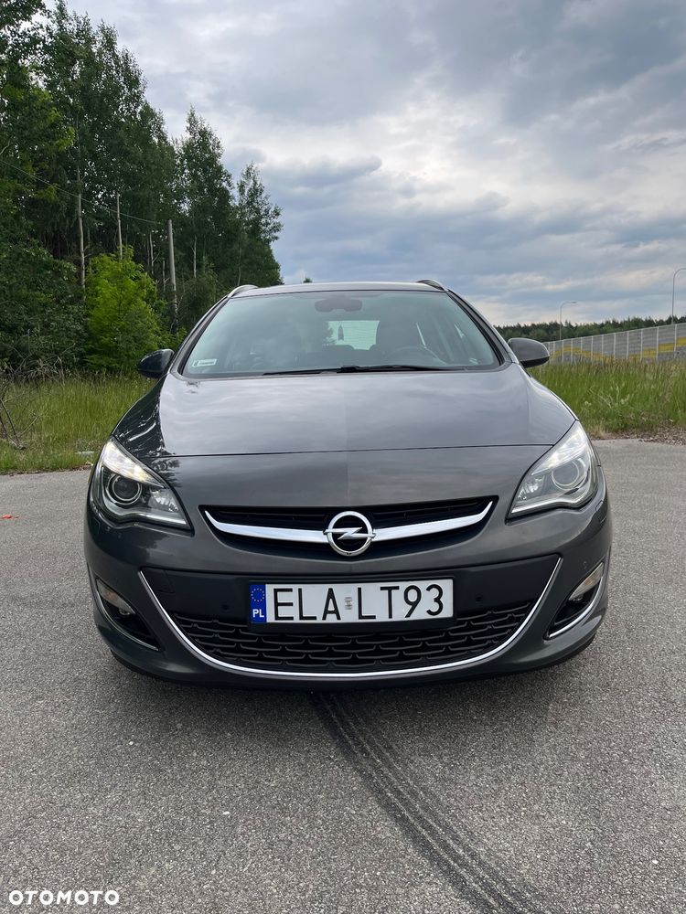 Opel Astra 2.0 CDTI DPF SportsTourer Edition - 3