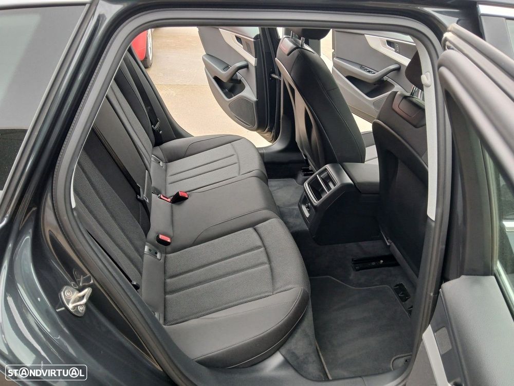 Audi A4 Avant 35 TDI S tronic - 12