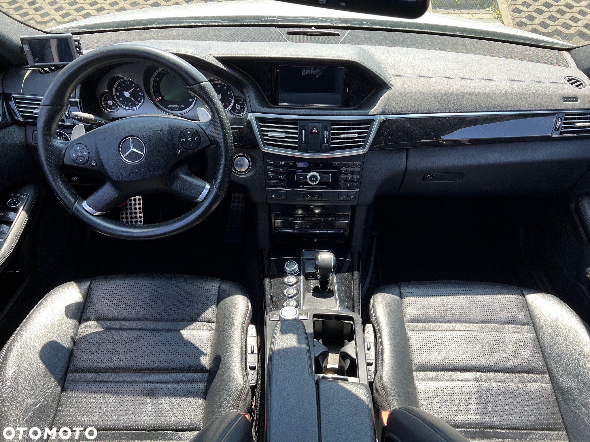 Mercedes-Benz Klasa E 63 AMG AMG Speedshift 7G-MCT - 15