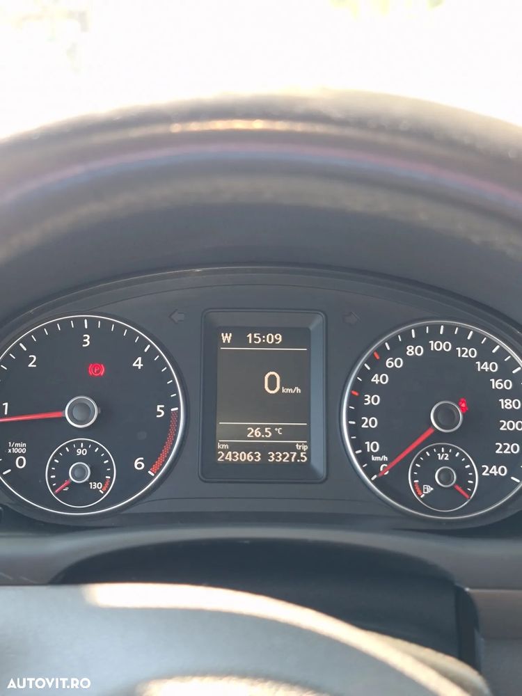 Volkswagen Touran 1.6 TDI BlueMotion Technology Comfortline - 11