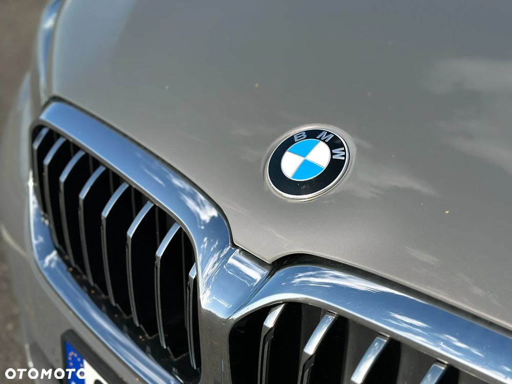 BMW Seria 5 530i xDrive mHEV Luxury Line - 11