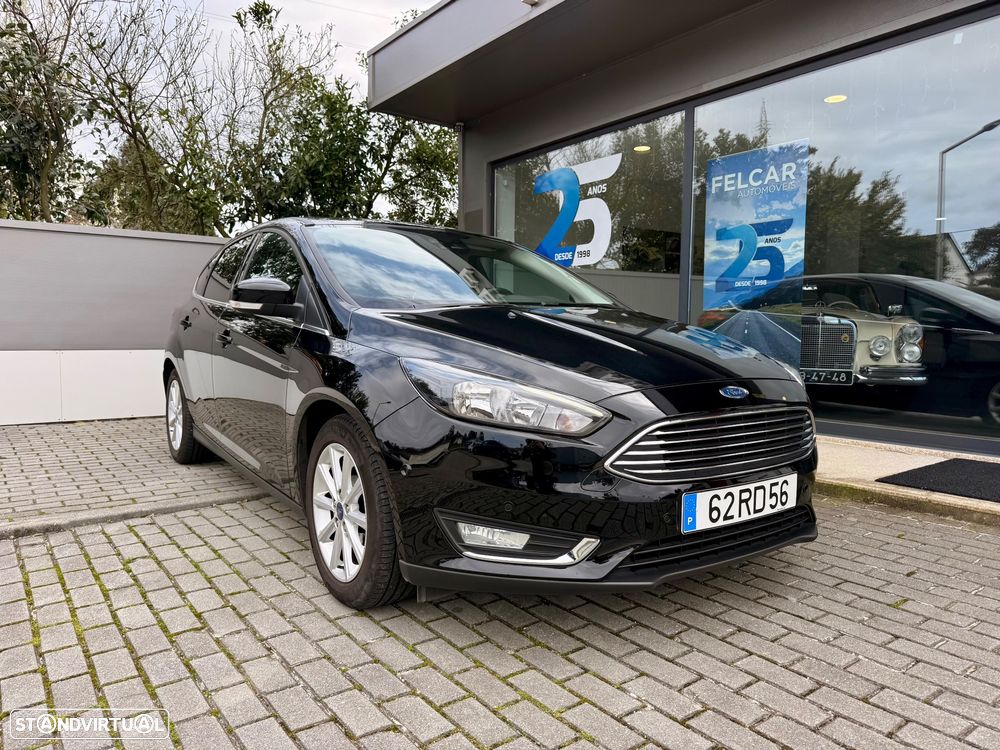 Ford Focus 1.0 EcoBoost S&S TITANIUM - 1
