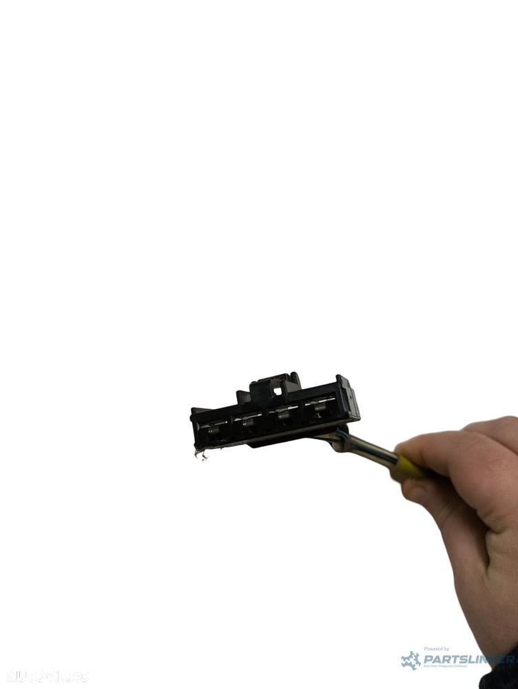 Conector mufa TOYOTA AVENSIS Saloon _T25_ 2003 - 2008 - 3