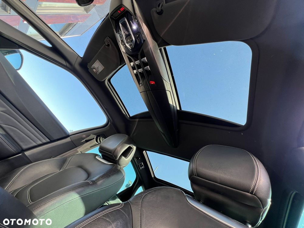 Citroën DS5 Hybrid4 EGS6 SportChic - 38