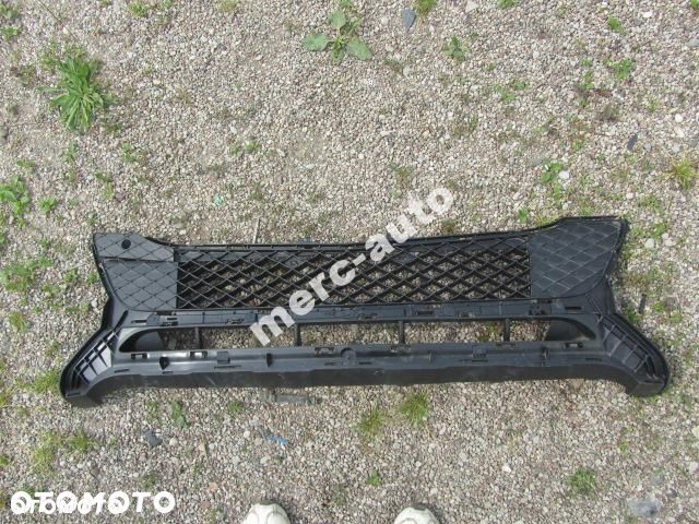 MERCEDES C204 kratka zderzaka przedniego 694655555 - 1