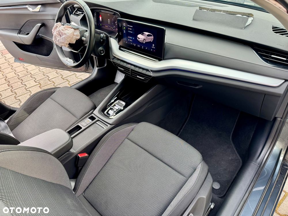 Skoda Octavia 2.0 TDI DSG Style - 11