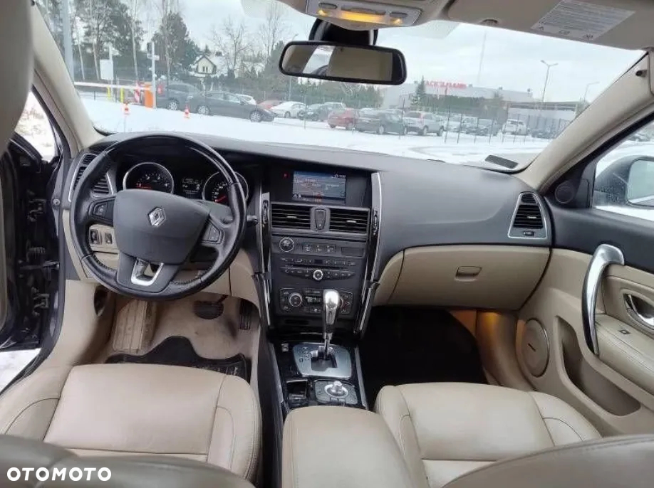 Renault Latitude - 3