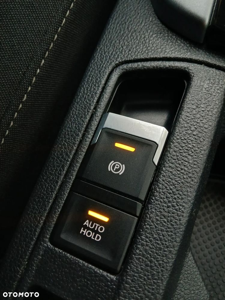 Volkswagen T-Roc 1.5 TSI Life - 22