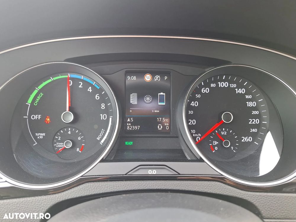 Volkswagen Passat - 10