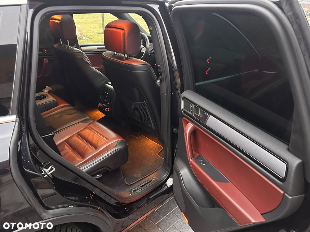 Volkswagen Touareg - 8