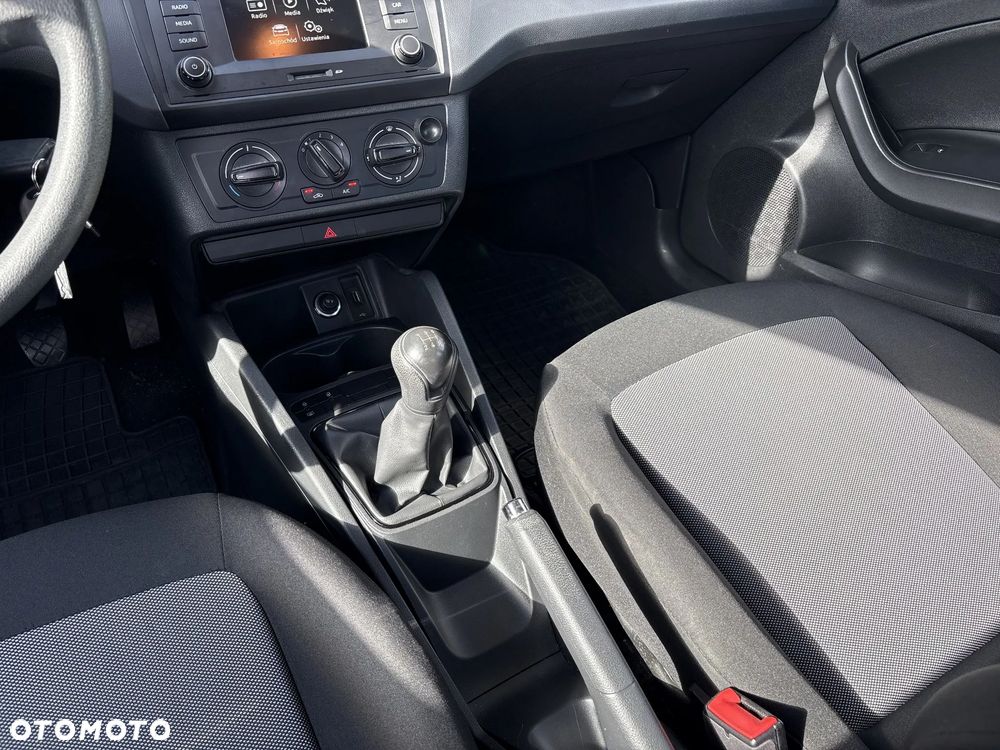 Seat Ibiza 1.0 Reference S&S - 17