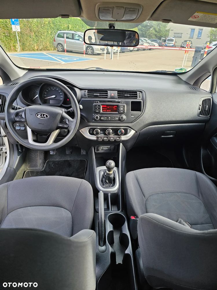 Kia Rio 1.2 Attract - 14