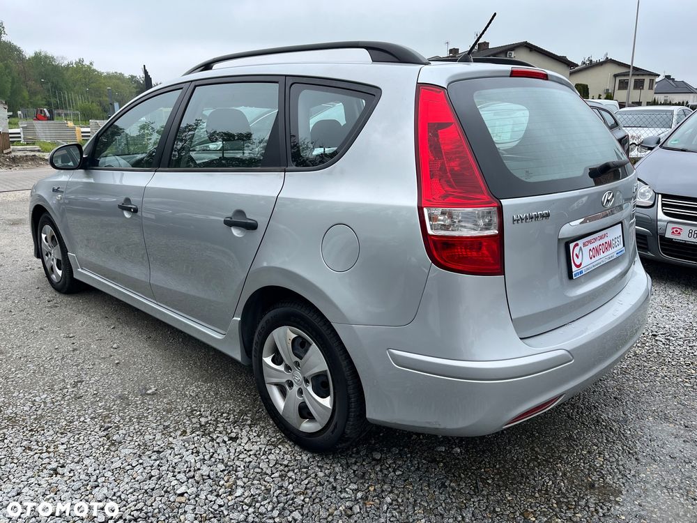 Hyundai i30 1.6 blue Comfort - 4