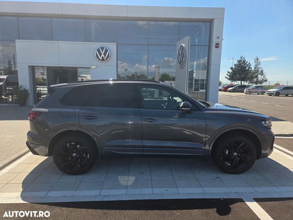 Volkswagen Touareg V6 TDI 4MOTION R-Line - 4