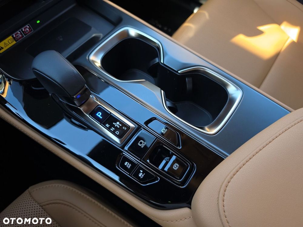 Lexus NX 350h Prestige AWD - 18