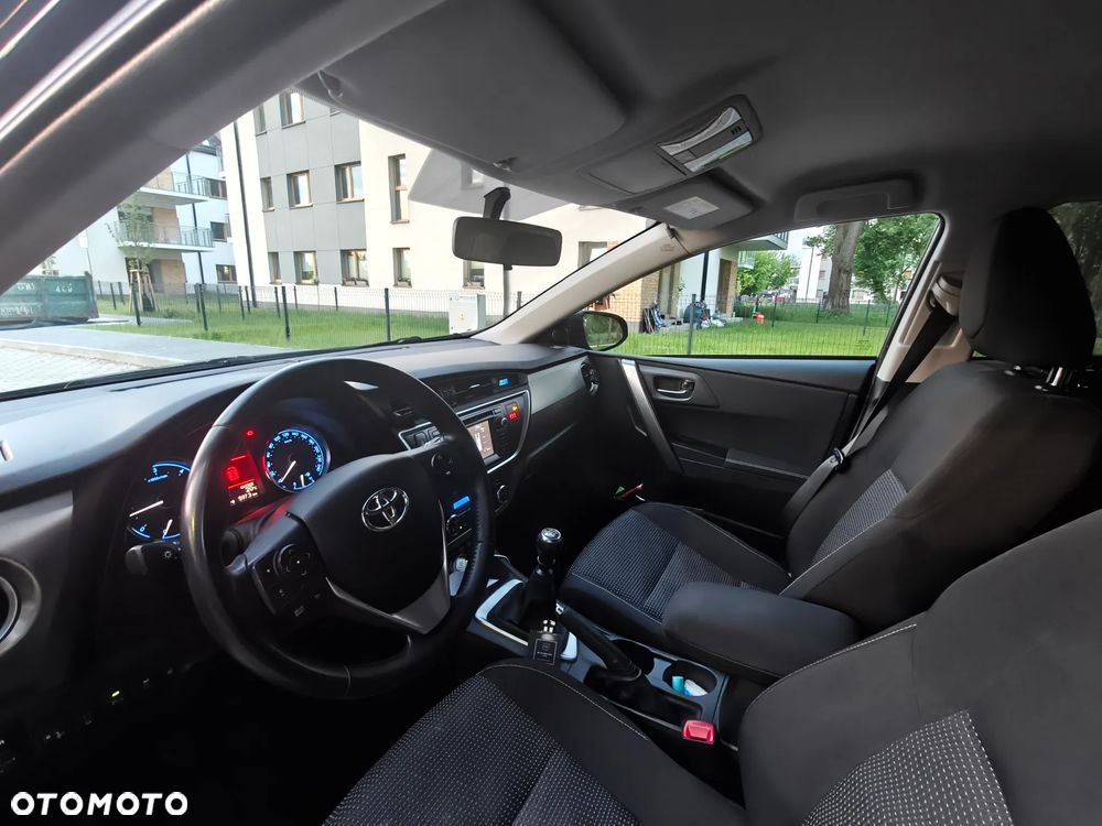 Toyota Auris 1.4 D-4D Premium Comfort - 8