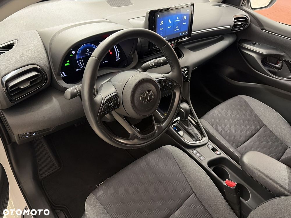 Toyota Yaris Hybrid 1.5 Style - 10