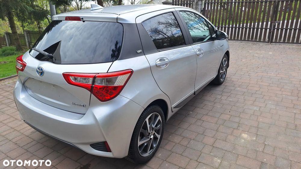 Toyota Yaris 1.5 VVT-i Y20 Club - 9