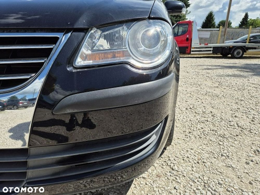 Volkswagen Touran - 7