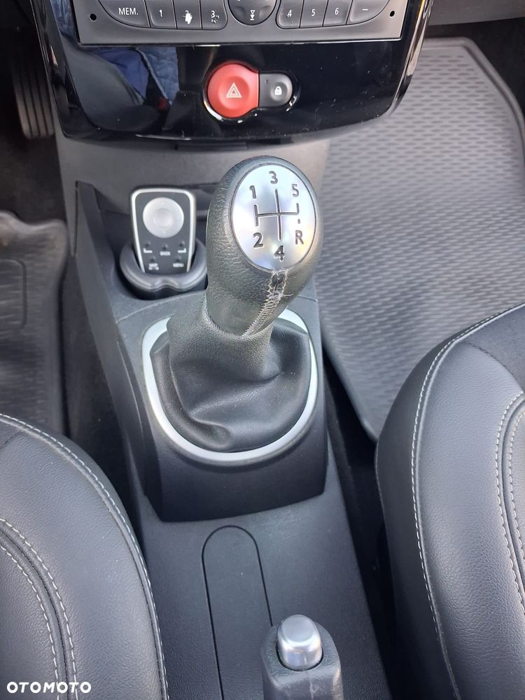 Renault Clio 1.2 16V Night&Day - 12