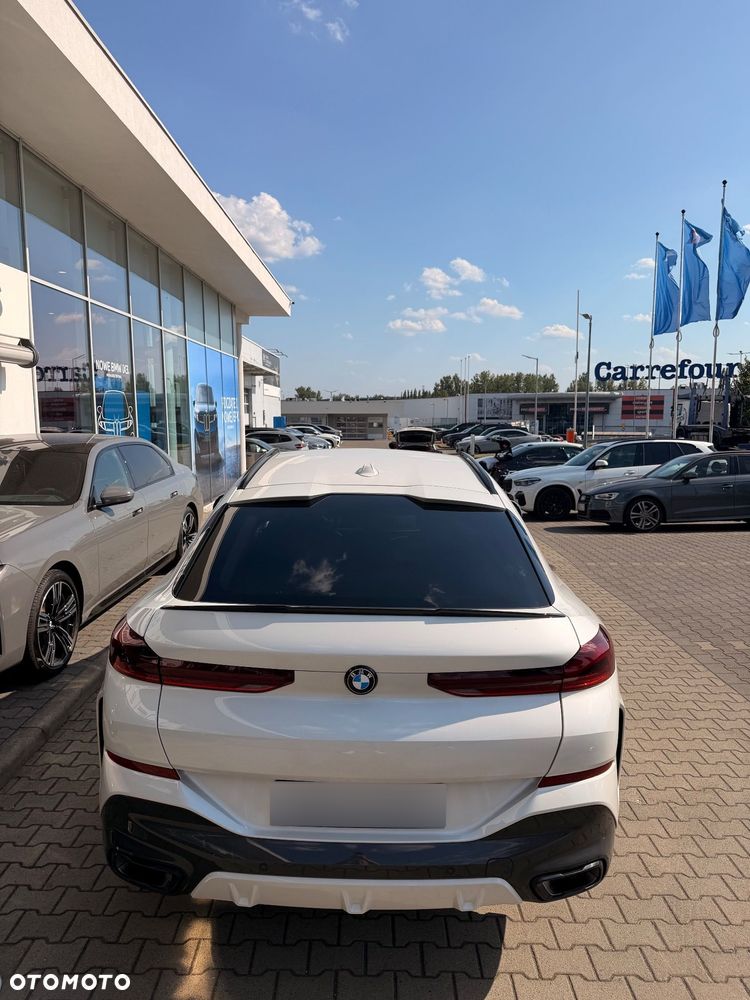 BMW X6 - 15