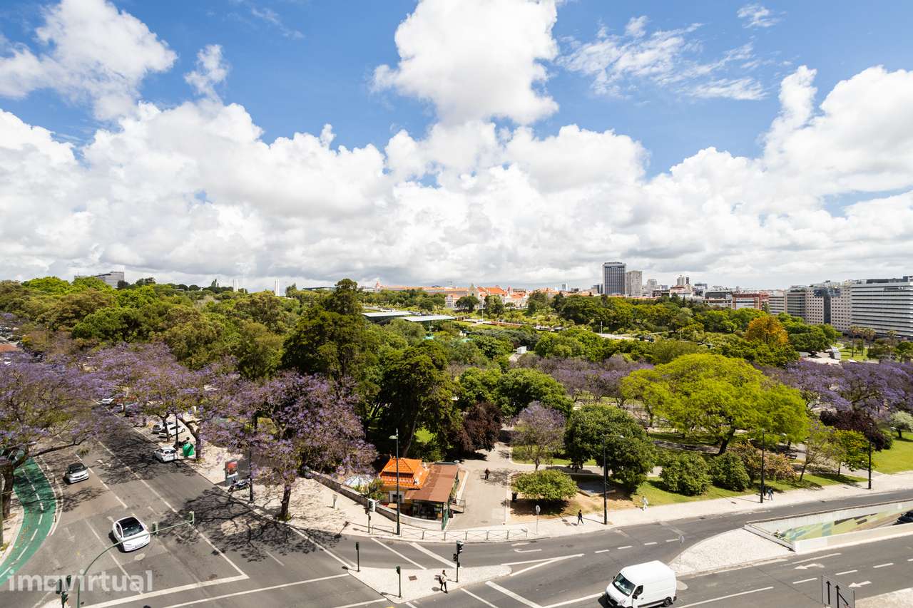 Espaço Comercial de 365 m² junto ao Marquês de Pombal com Potencial de - Grande imagem: 3/51