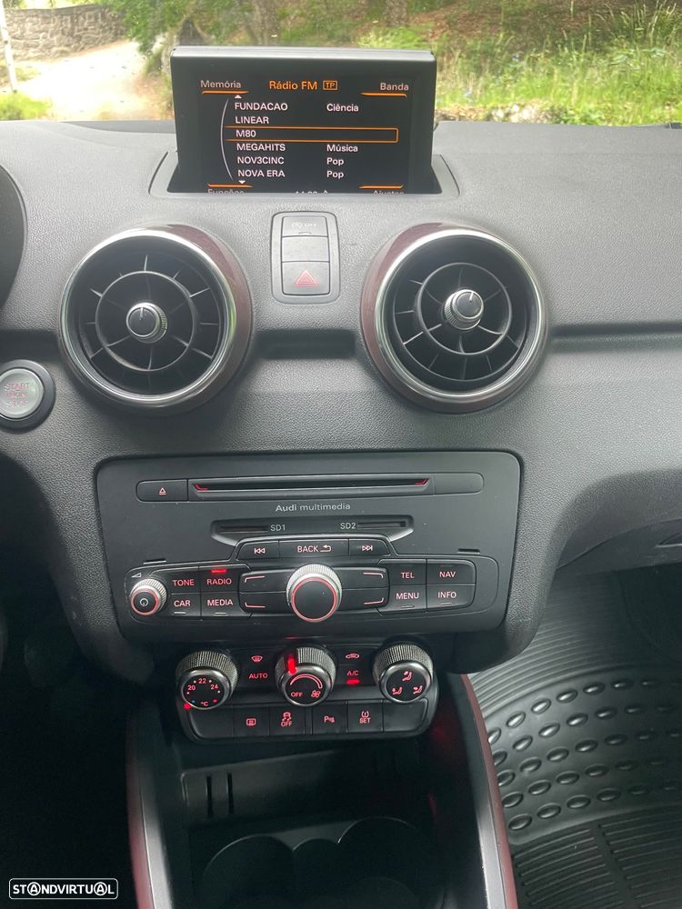 Audi A1 Sportback 1.6 TDI S line Sport Pack - 5