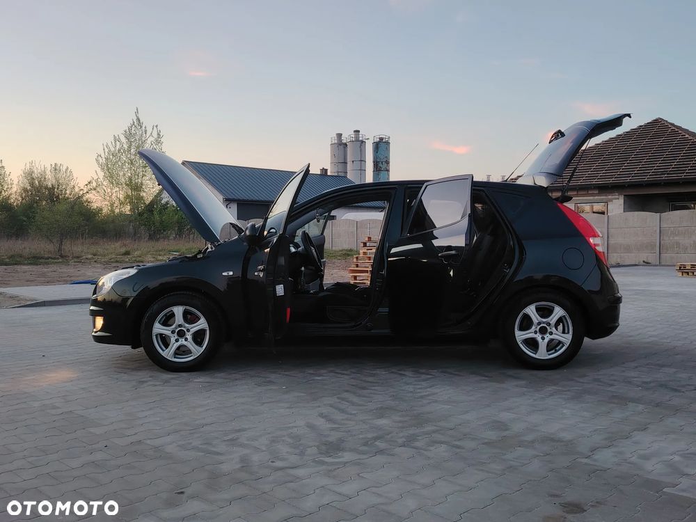 Hyundai i30 - 24