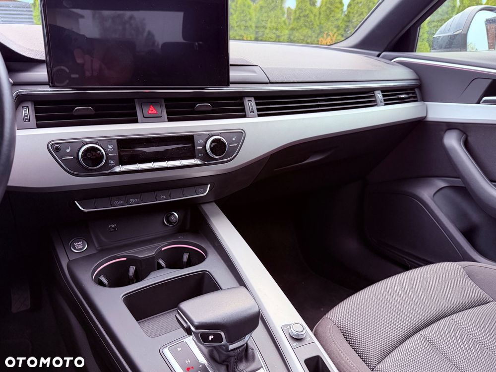 Audi A4 Limousine 35 TFSI mHEV S tronic - 15