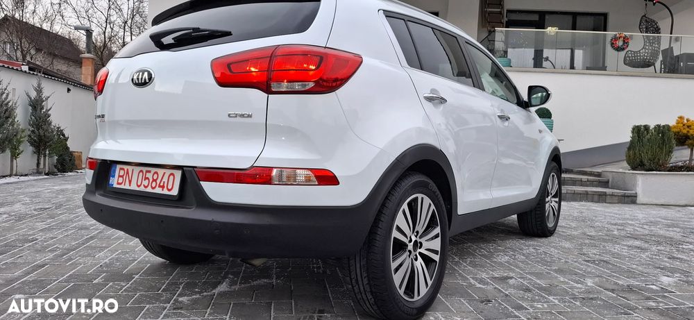 Kia Sportage 2,0 CRDI AWD Dream-Team Edition - 29