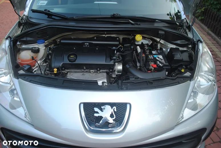 Peugeot 207 1.4 16V Presence - 2