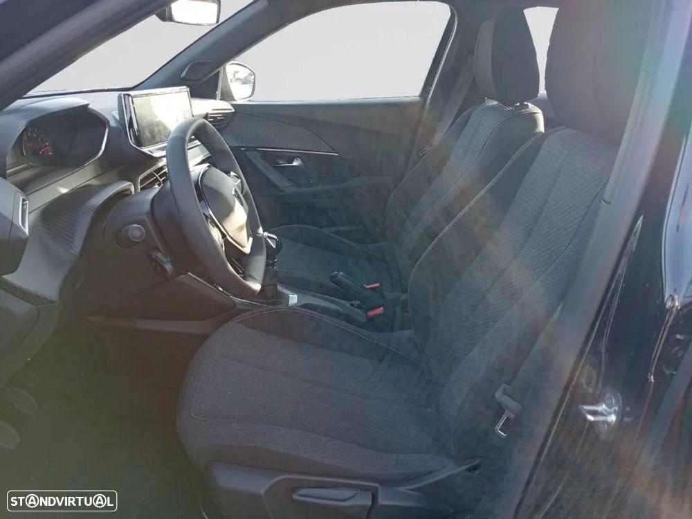 Peugeot 2008 1.2 PureTech Style - 10