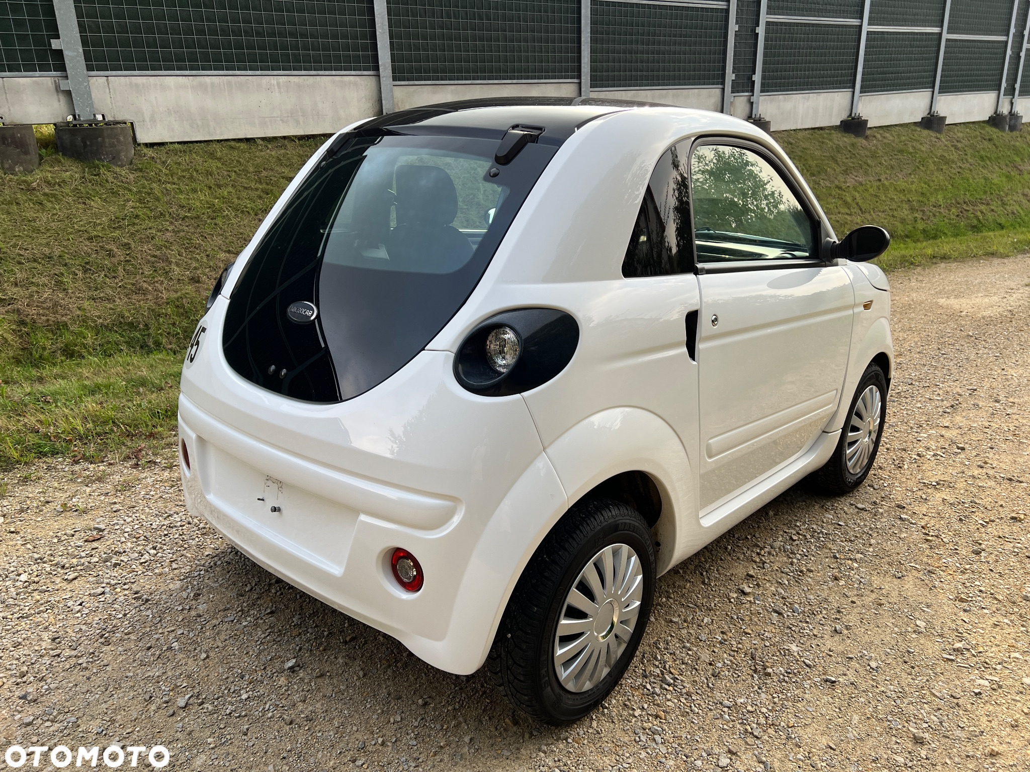 Microcar DUE - 3