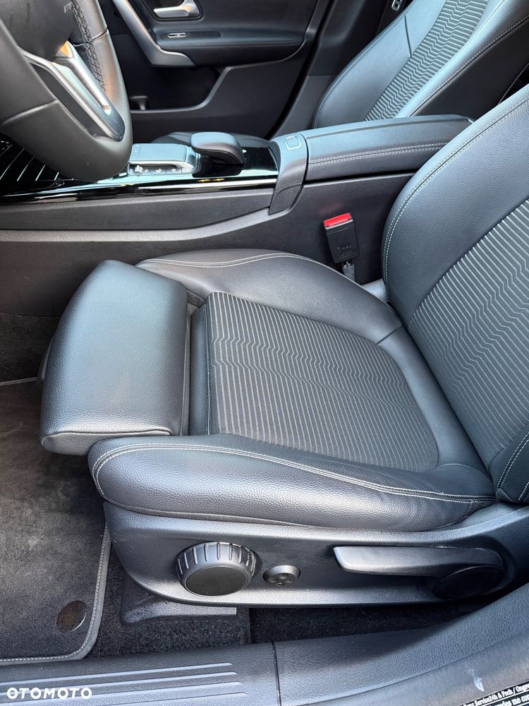 Mercedes-Benz CLA 180 7G-DCT Edition 2022 - 18