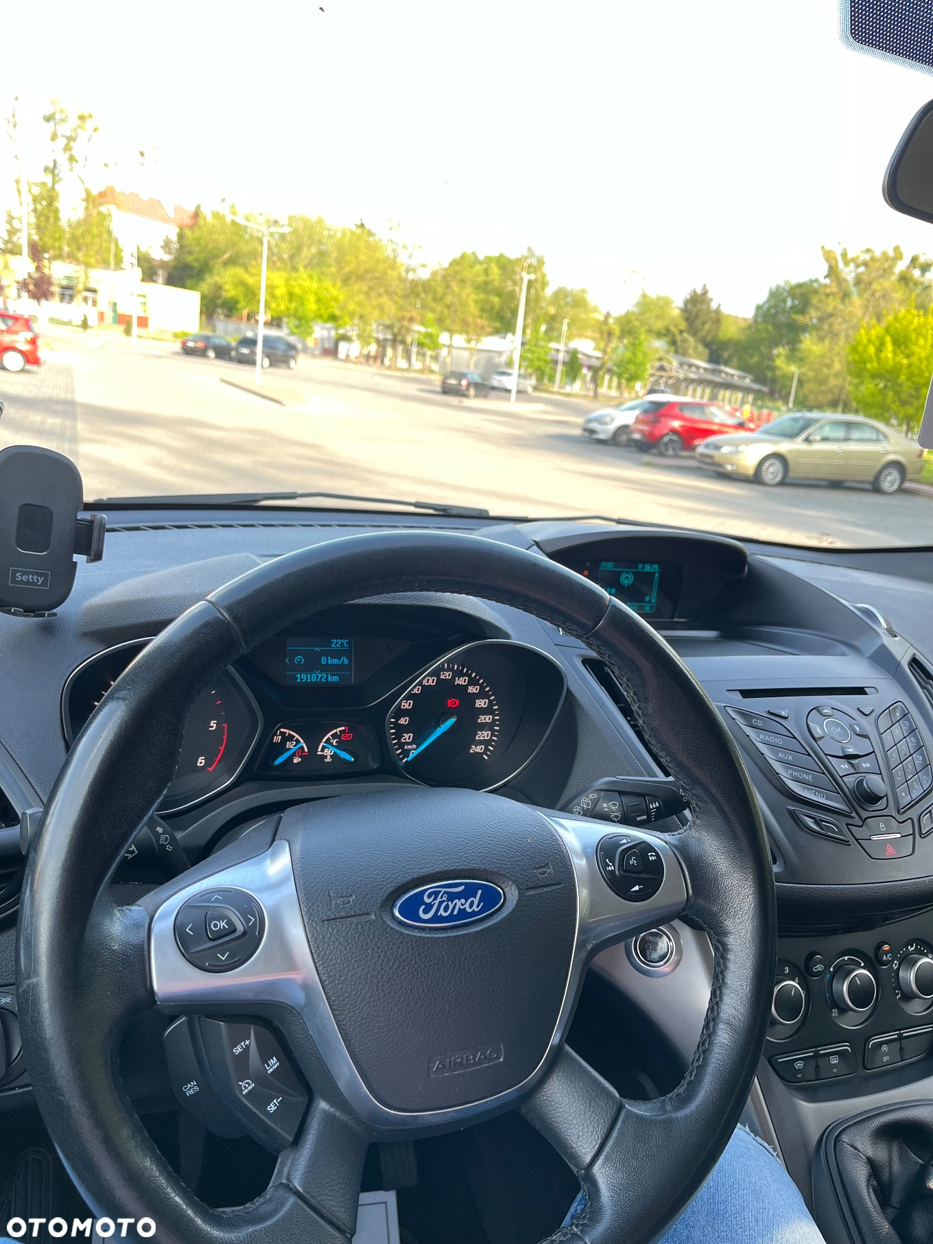Ford Kuga - 28