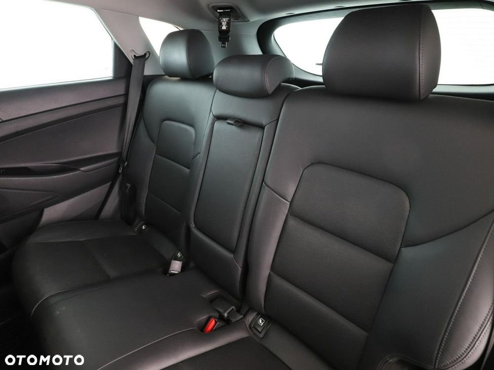 Hyundai Tucson 1.7 CRDI BlueDrive Comfort 2WD - 18