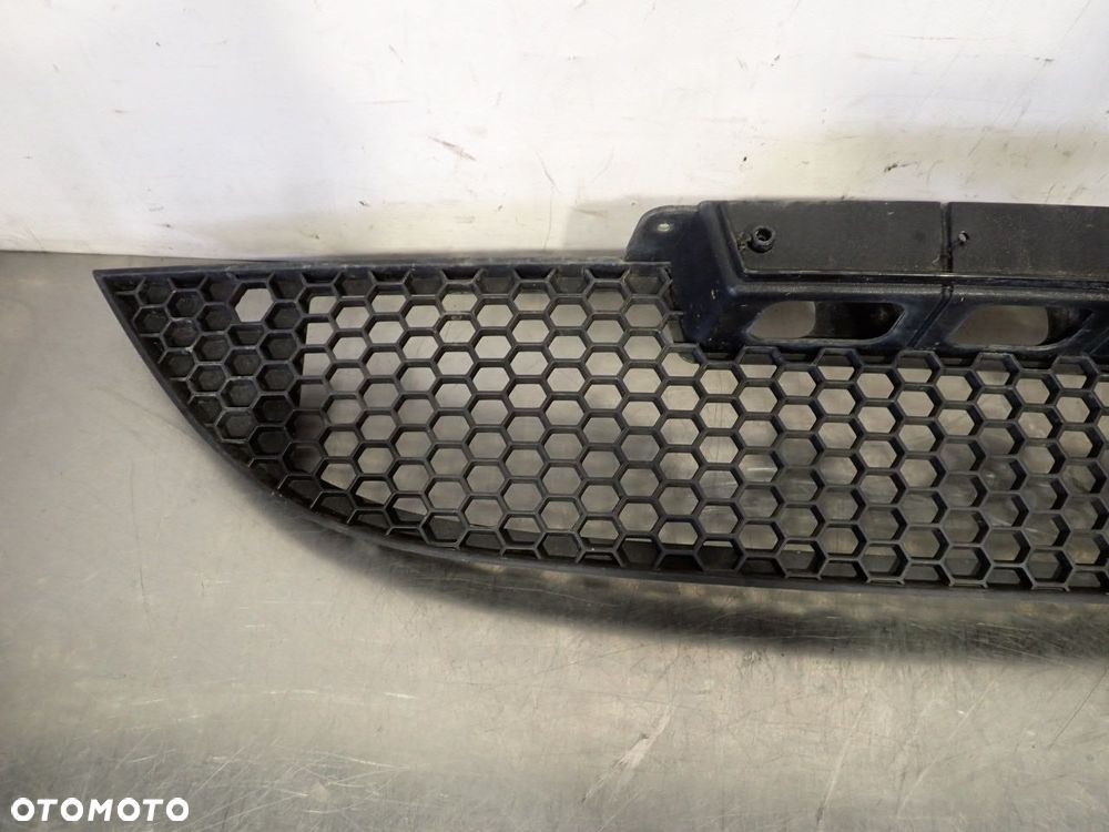 KRATKA ZDERZAKA PRZÓD SEAT LEON II ST0701301 - 2