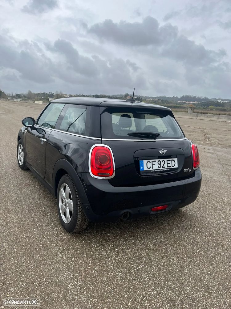 MINI 3 Portas One D Blackyard - 5