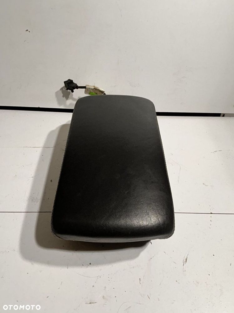 SCHOWEK PODŁOKIETNIK CZARNY TELEFON AUDI SPRAWNY Audi A6 C6 - 7