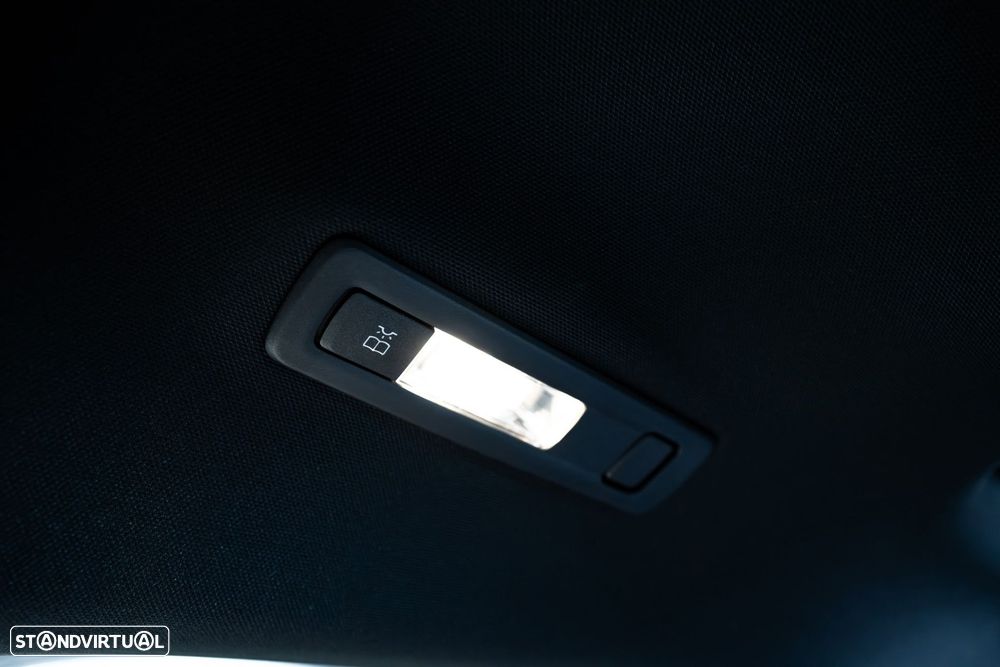 Mercedes-Benz A 250 e AMG Line - 51