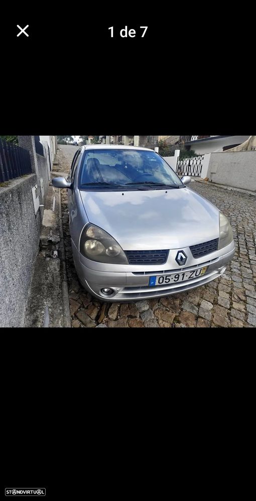 Renault Clio 1.2 16V Privilège Luxe - 1