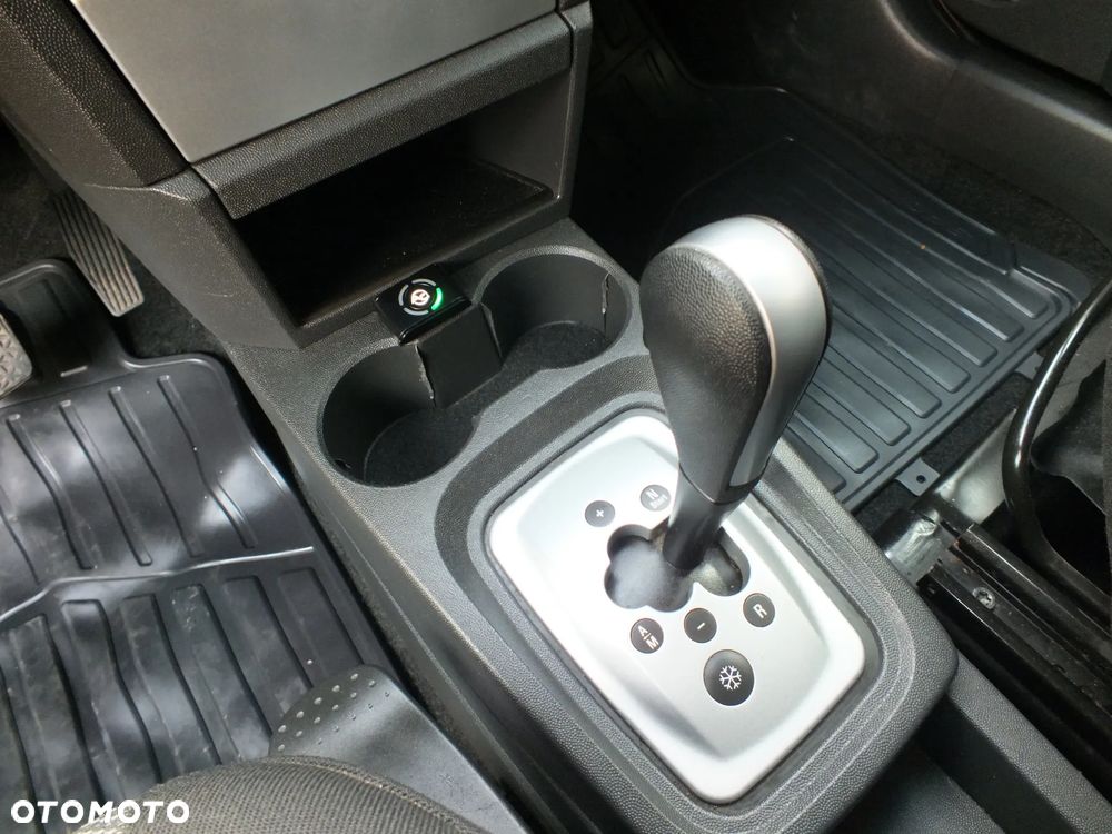 Opel Meriva - 10