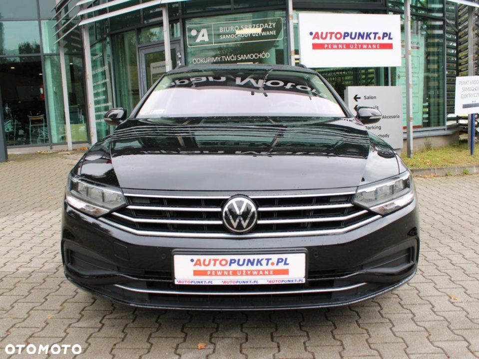Volkswagen Passat - 2