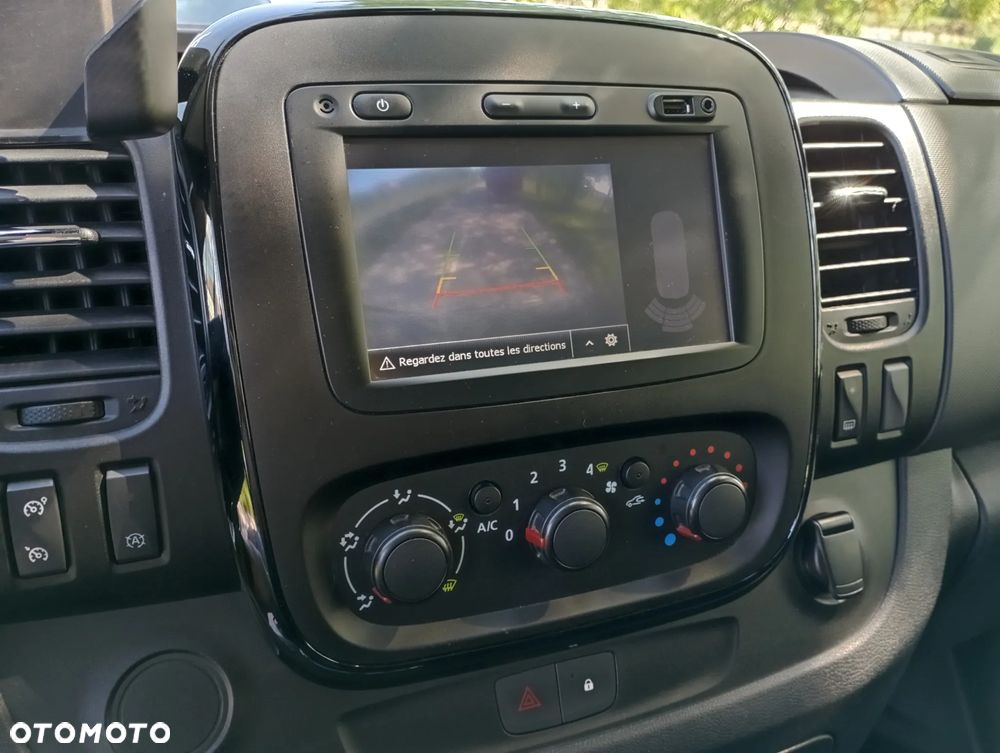 Opel Vivaro - 26
