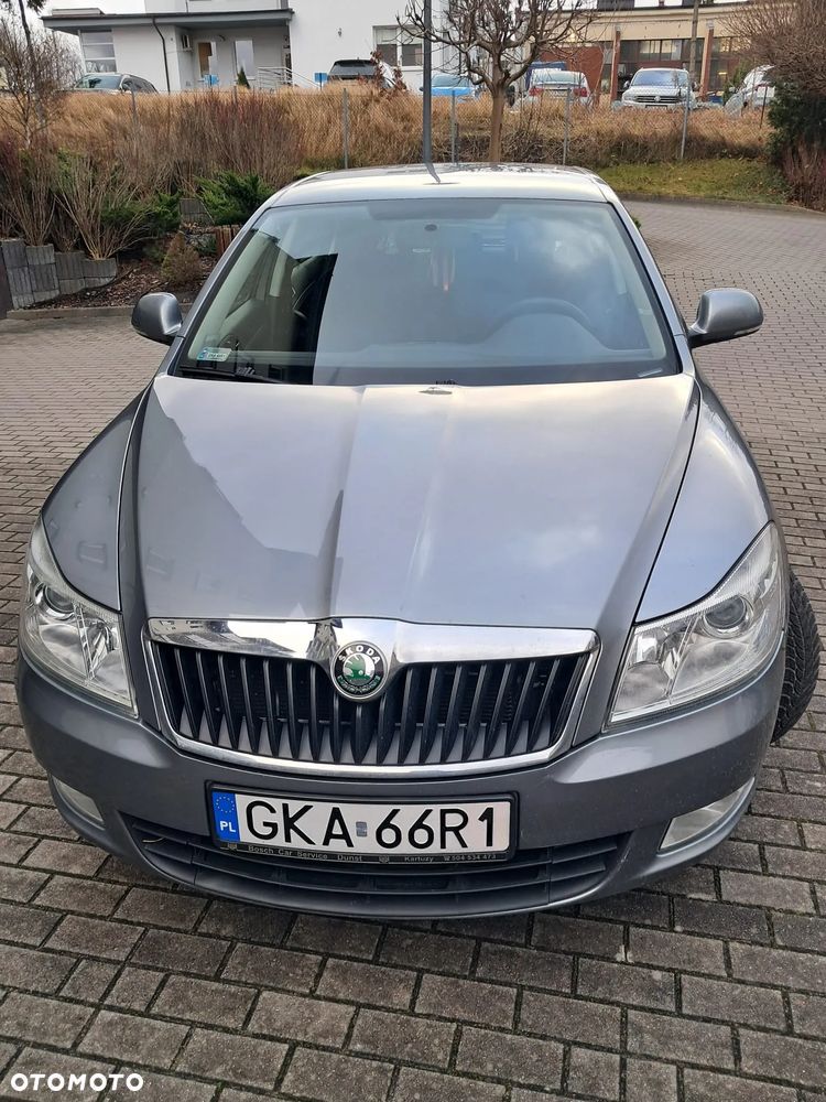 Skoda Octavia 1.6 Ambiente - 13