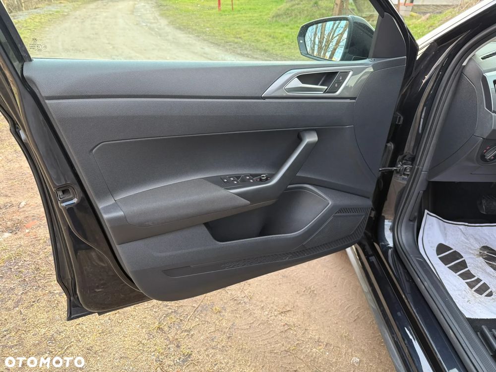 Volkswagen Polo 1.6 TDI SCR DSG Highline - 11