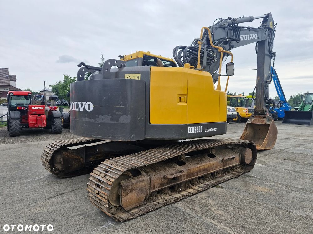 Volvo ECR235C - 2