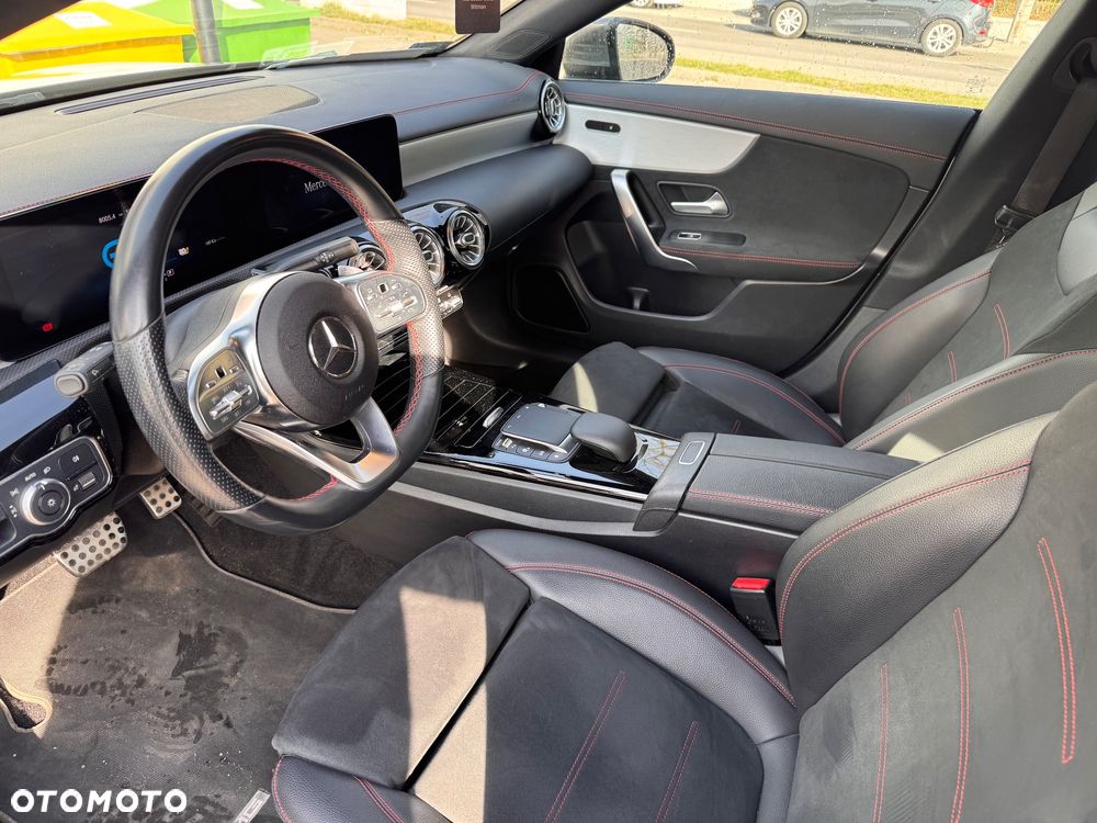 Mercedes-Benz CLA 250 E 8G-DCT - 13